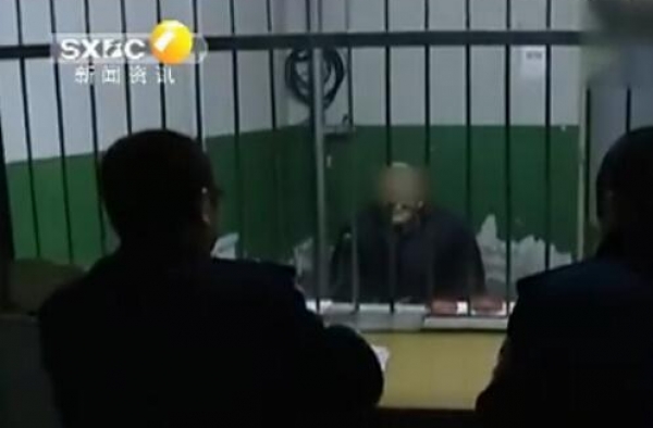 男子越狱隐居深山25年 上街赶集被抓已是75岁老人