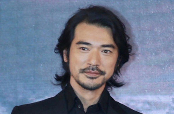 男星长发也爷们 多款男士发型任你挑