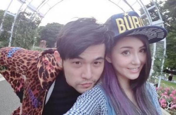 曝周杰伦昆凌很久不同床 只因作息不同步