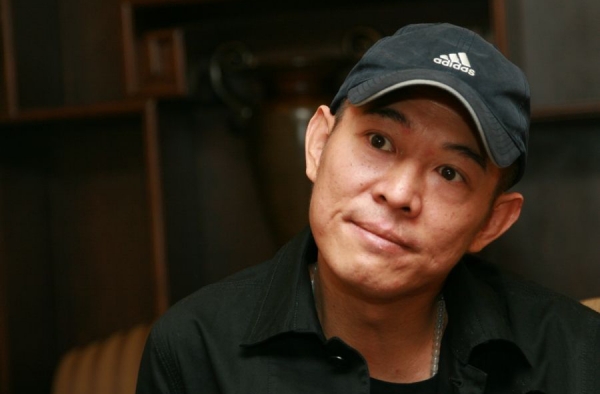 李连杰无故被传“死讯” 怕散布谣言者破产不忍起诉