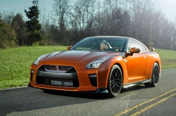 R35սհ 2017ղGT-Rͼ