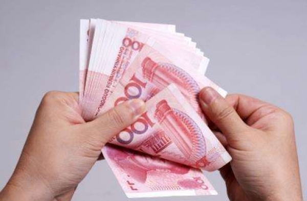 男子账户忽然多50万元后拒还 最终被判连本带利一起还