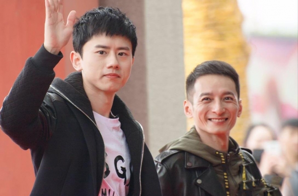 维嘉和张杰现身《歌手》 笑容灿烂不受传闻影响