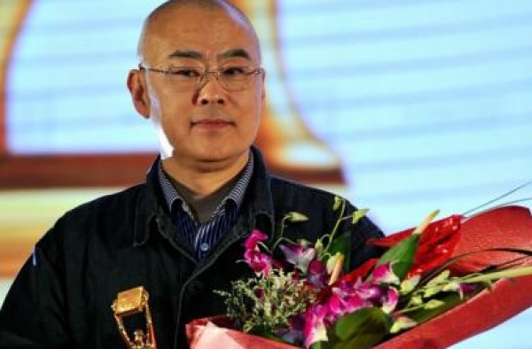 郑渊洁买10套房存放读者信 揭秘郑渊洁个人资料