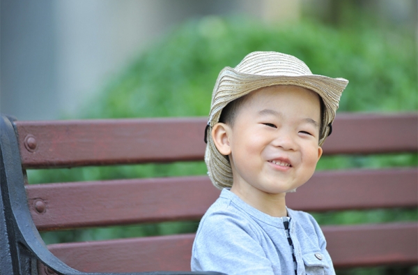 “小戏骨”王天泽幼时可爱写真 这个弟弟真的好萌