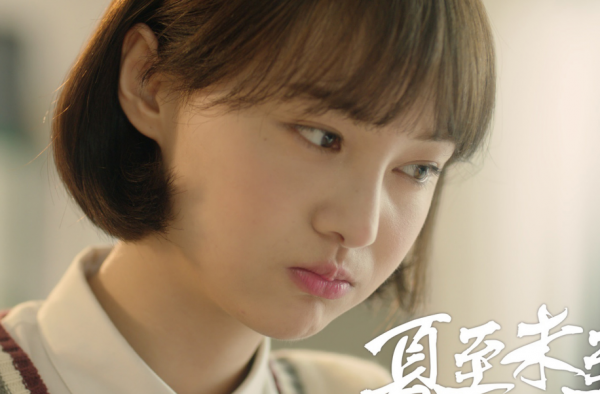 郑爽新剧未播先火，头戴假发化身二次元美少女