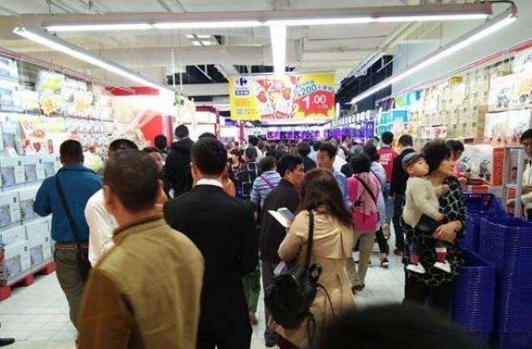 再见家乐福，退出中国市场是闹剧还是真相