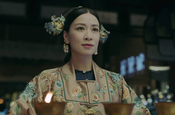 娴妃灭一人剪一盏灯 与上届冠军甄嬛斗法 网友称一届不如一届