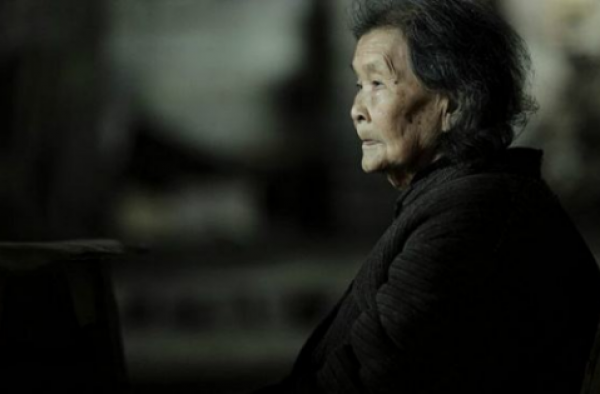 老人孤死子女判刑,背后始末引人深思