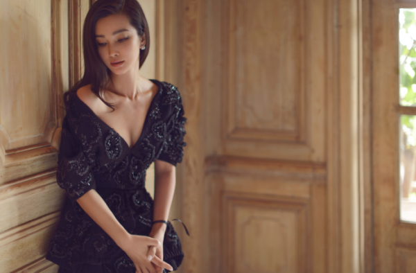 李冰冰被问查税怎么回事?看李冰冰如何机智回答