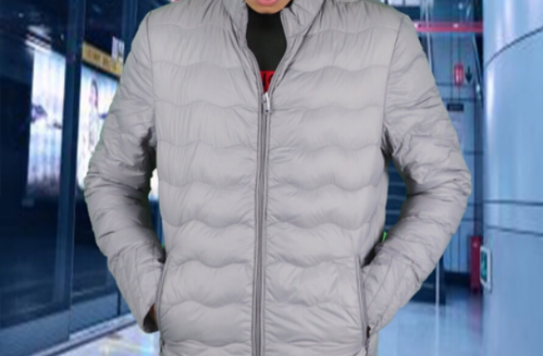 男生灰色短款修身羽绒服 温暖度过寒冬避免臃肿