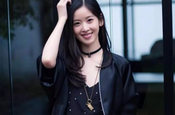 章泽天微博 章泽天删博只剩5条！ 疑是不原谅刘强东？