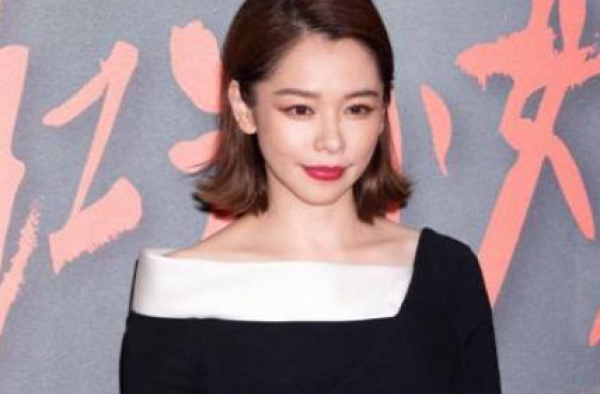 徐若瑄动怒发文 为什么你要在暗地里害我？ 令粉丝担心
