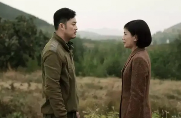 安吉小鱼儿弹幕双标 胡可沙溢是假面夫妻还是真恩爱？