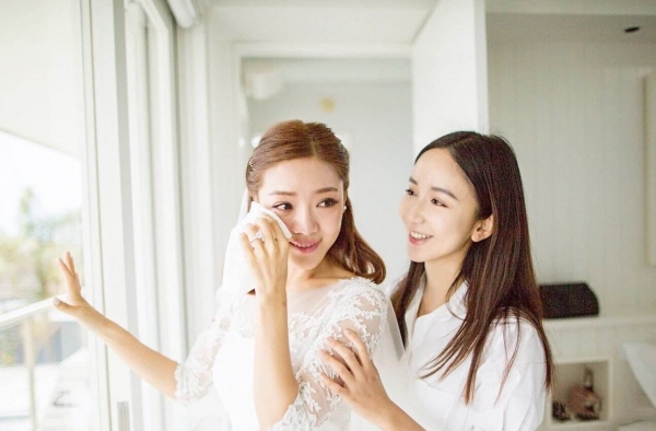 邓家佳宣布离婚 邓家佳为什么离婚？邓家佳老公是谁？
