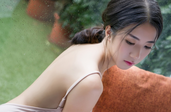 高冷的女人怎么追？正确追高冷女人的方法！