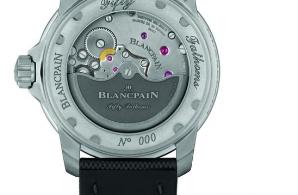 宝珀Blancpain五十噚系列全新钛合金腕表闪耀问世！