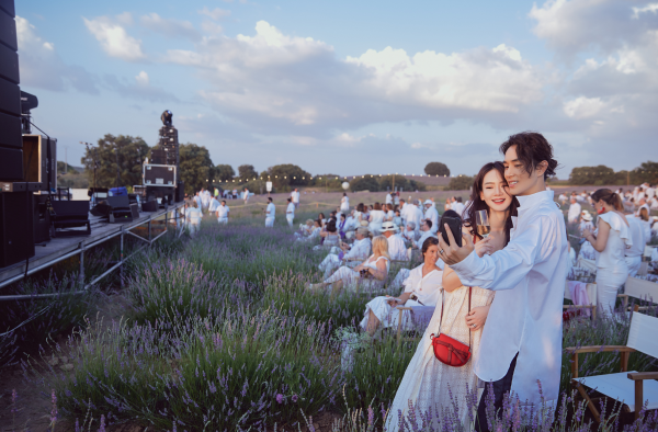 许茹芸曝闪婚原因 丈夫暖心感动许茹芸回归家庭