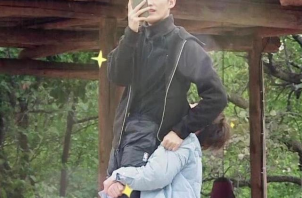 张翰被马天宇举高高 吴磊的直男眼神亮了