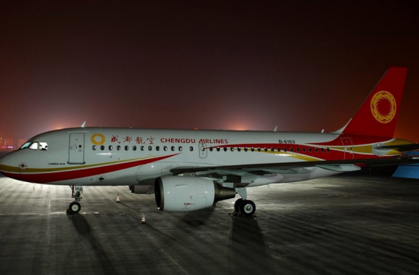 航空公司回应80名韩国人到成都 登机前都测了体温
