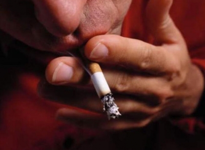 如何快速清除掉呛人的烟味 有人抽烟用这招再合适不过