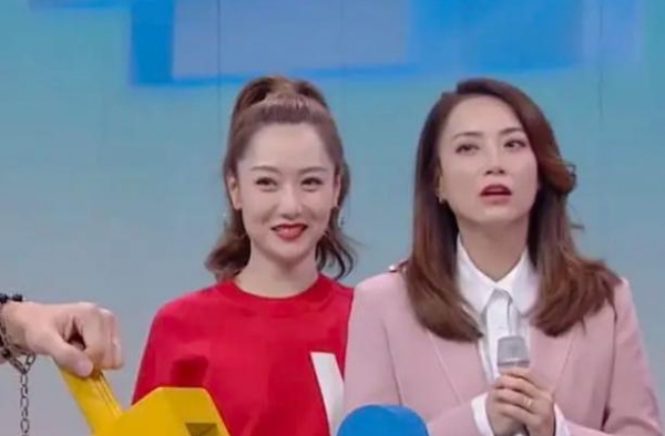 霍汶希比杜华大了快10岁，镜头下还这么嫩！港台女星保养真玄学