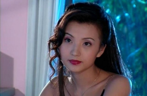 《粉红女郎》17年过去了，看看当年的女郎们都怎样了，全是回忆