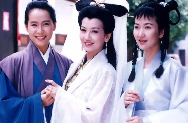 92版“白素贞”另有其人？因片酬太低婉拒，今71岁美过赵雅芝
