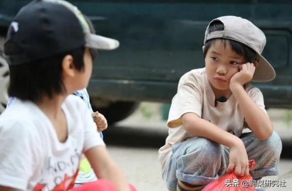 明星萌娃各有各的“鲜活”，不是每个人都是“讨喜”的黄多多