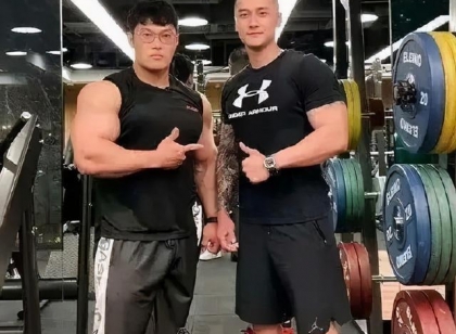重庆健身房偶遇蒋劲夫，颜值大跌差点认不出，网友为偷拍太拼了