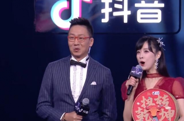 东方卫视跨年糊了？电流音刺耳，rise合体成败笔